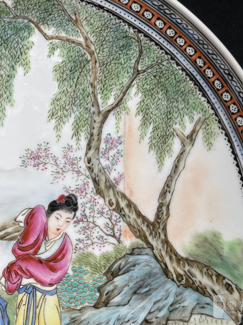 民国 王逸萍画粉彩人物纹盘 - 图4
